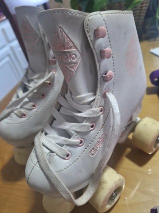 Patines blancos talla 30 y protecciones