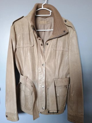 Chaqueta Stradivarius Talla XL.cuero!
