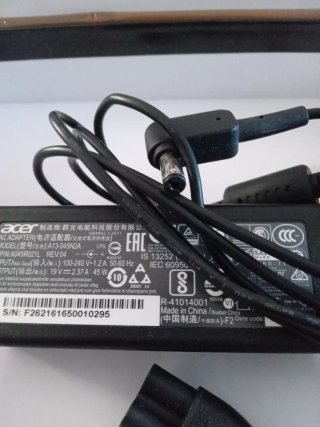 Cargador Portátil Acer 19V 45W A13-045N2A