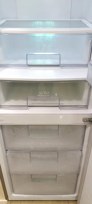 NEVERA COMBI L. G NO FROST ENERGÍA A+