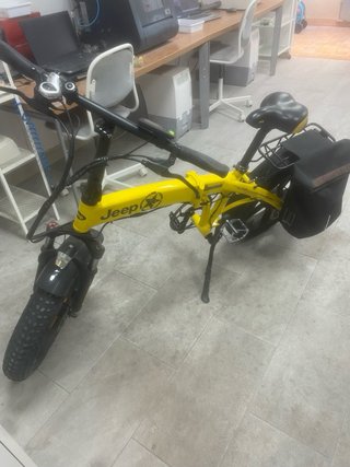Bicicleta eléctrica Jeep plegable