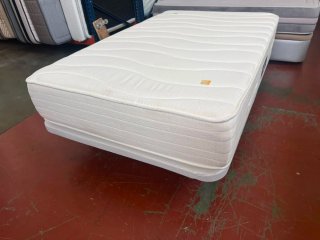 Base tapizada + Colchón Pikolin Visco 120x190