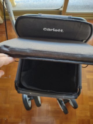 Andador Carlett con asiento gris oscuro