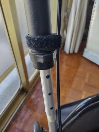 Andador Carlett con asiento gris oscuro
