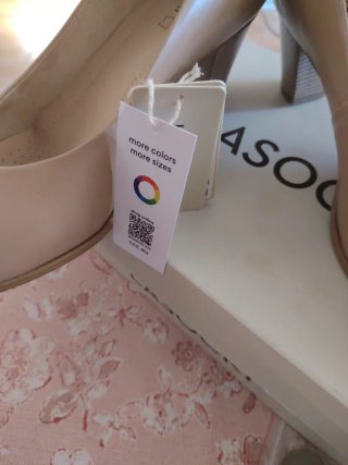 Zapatos de vestir Lasocki beige mujer