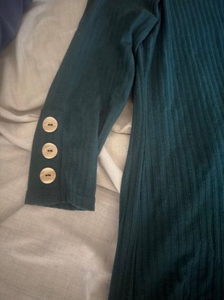 Camiseta verde escote cuadrado