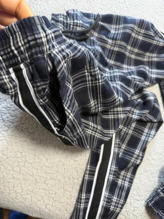Pantalones de cuadros con raya lateral