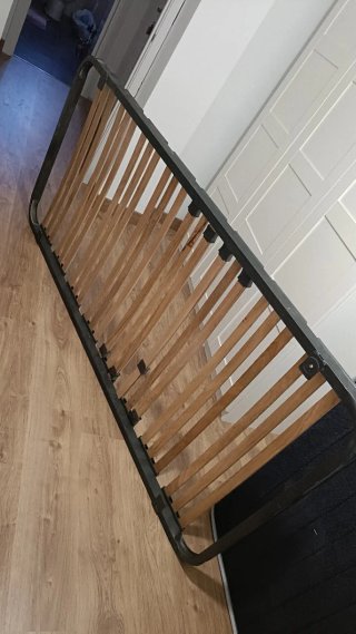 Somier metálico con lamas de madera