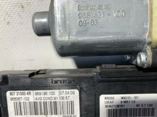 Motor elevalunas renault 807310004r megane 56827