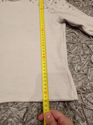 Camiseta de manga larga con perlas
