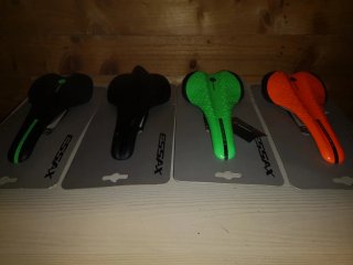 Sillín ESSAX, para bici tanto de Btt como Road. Nu