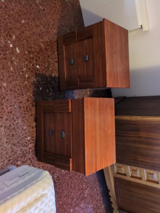Mesitas de noche de madera