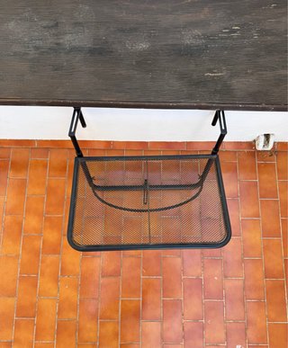 Mesa plegable balcón metal y madera