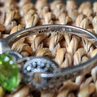 Anello Peridoto Argento e Marcassite