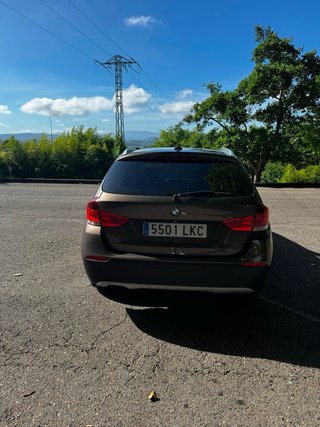 BMW X1 - xDrive 2.0 143 - 2011