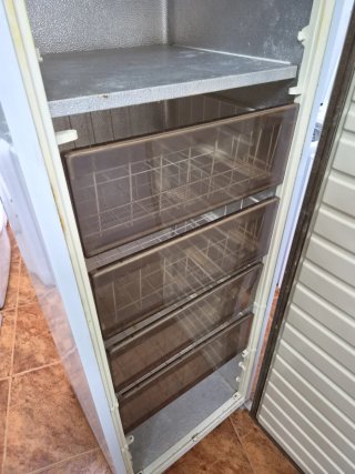 Congelador Vertical Zanussi Z-1270V |