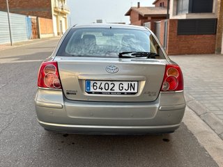 Toyota Avensis 2008