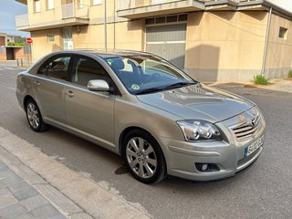 Toyota Avensis 2008