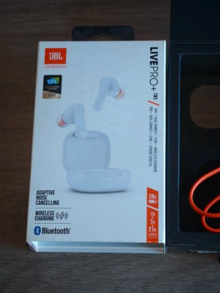 Auriculares JBL Live Pro+ TWS