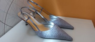 Zapatos de fiesta Angel Alarcón plateados