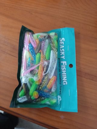 100 señuelos pesca SEASKY PREMIUM