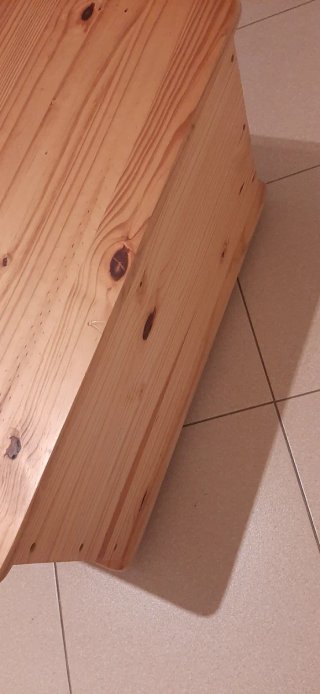 Baúl de pino IKEA