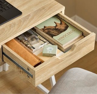 Mesa de escritorio con cajón y estante madera colo