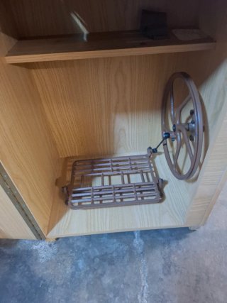 Mesa mueble máquina de coser Wertheim