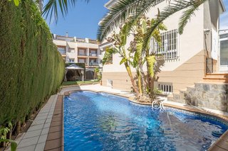 Chalet en venta en Gójar