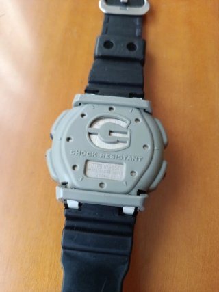 Reloj Casio G-Shock Resistente al Agua