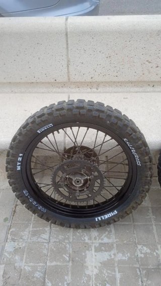 Ruedas moto 49cc tacos Pirelli Michelin