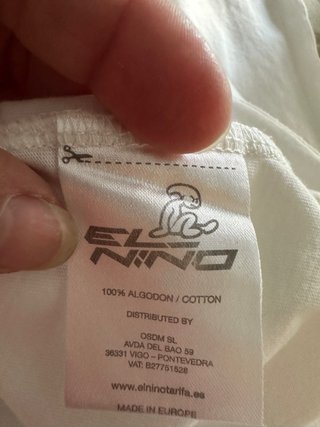 Camiseta manga larga blanca con estampado