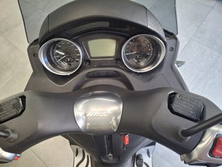 Piaggio MP3 300 hpe - 1300 km