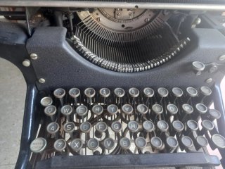 Máquina de escribir Underwood Standard Antigua