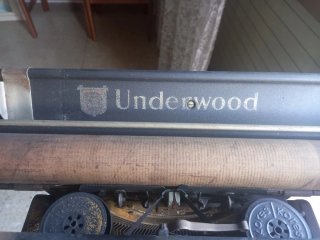Máquina de escribir Underwood Standard Antigua