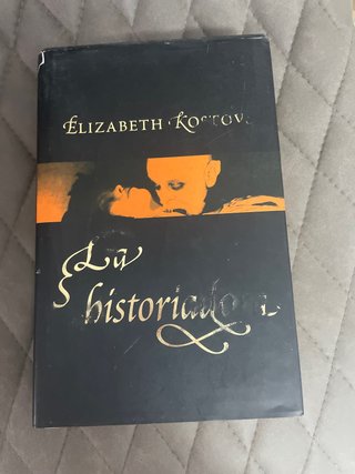 La Historiadora