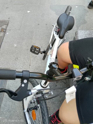 Bicicleta infantil blanca