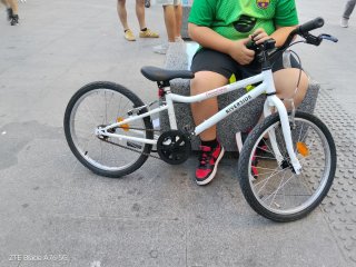 Bicicleta infantil blanca