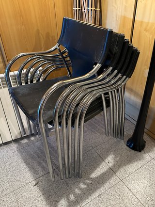 Sillas de comedor apilables (4 unidades)