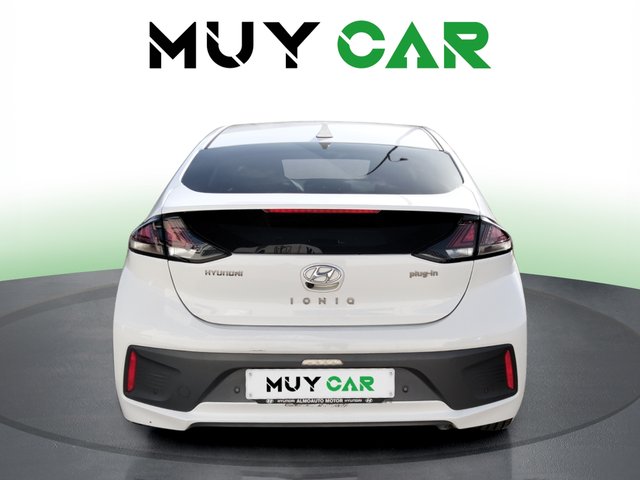 Hyundai Ioniq 1.6 GDI PHEV Klass DCT 104 kW (141 CV)