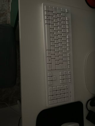 Ordenador HP sobremesa blanco