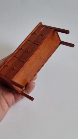 Mueble miniatura madera casa muñecas 1:12