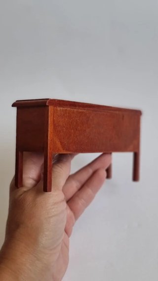 Mueble miniatura madera casa muñecas 1:12