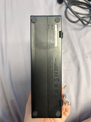 Accesorios Nintendo Switch: Base y Mandos