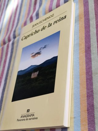 "Capricho de la Reina", de J. Echenoz