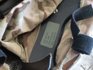 VENDO EL ARTICULO DE MILITARIA DE LA FOTO TAL Y CO