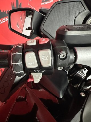 BMW R 1200 RT DEL AÑO 2015 !!! EN MUY BUEN ESTADO