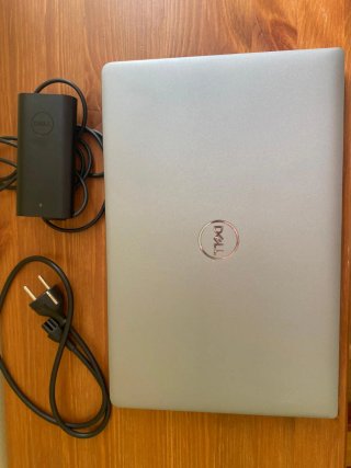 DELL Latitude 5540 SEMI-NUEVO
