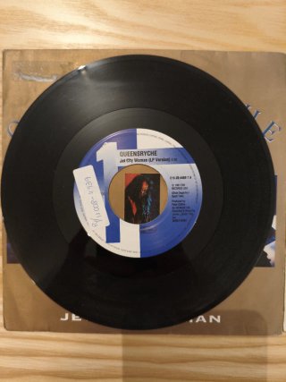 LOTE 2 SINGLES QUEENSRYCHE VINILO 7" ROCK HEAVY
