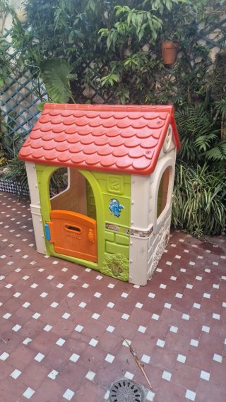 Casita infantil para jardín o terraza